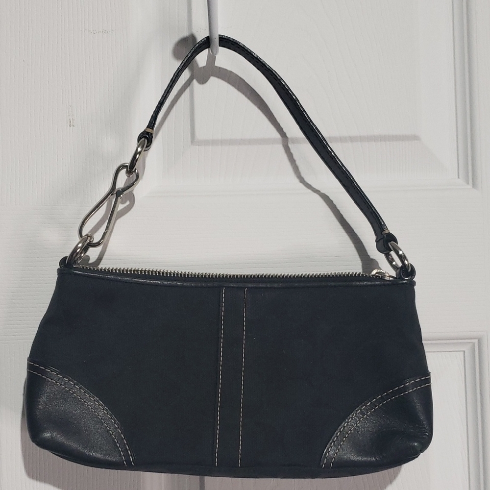 Elegant Coach Black Handbag